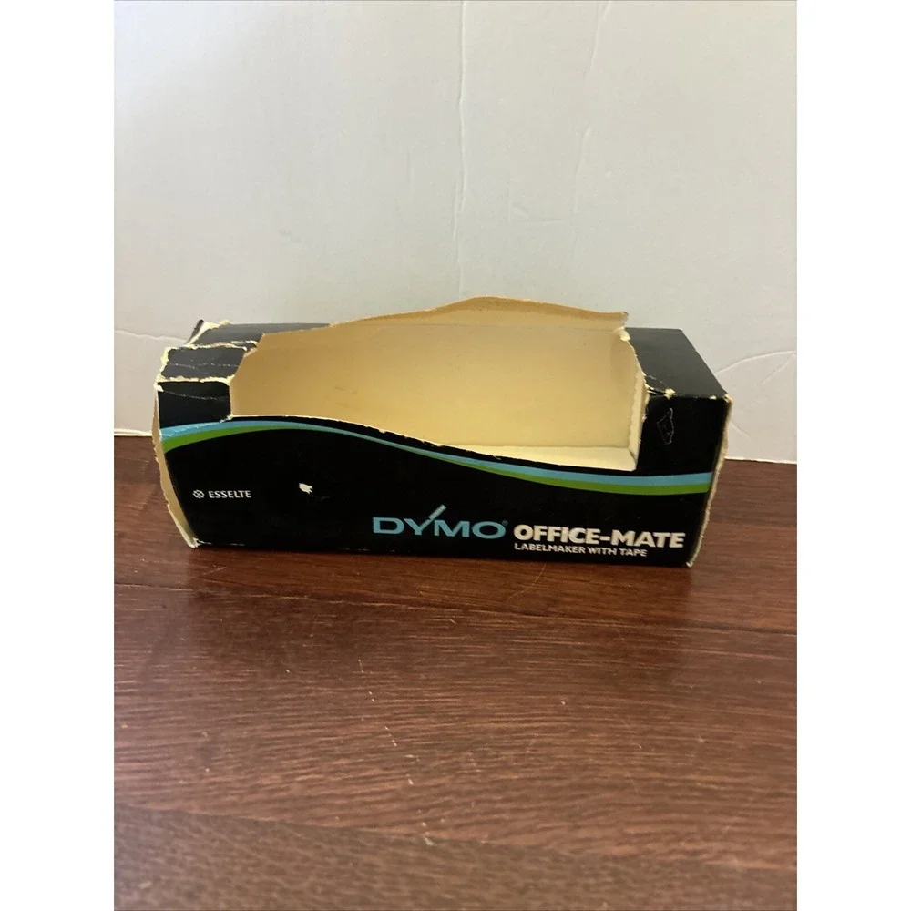 Dymo Office Mate 1 Label Maker 1530 for 1/4